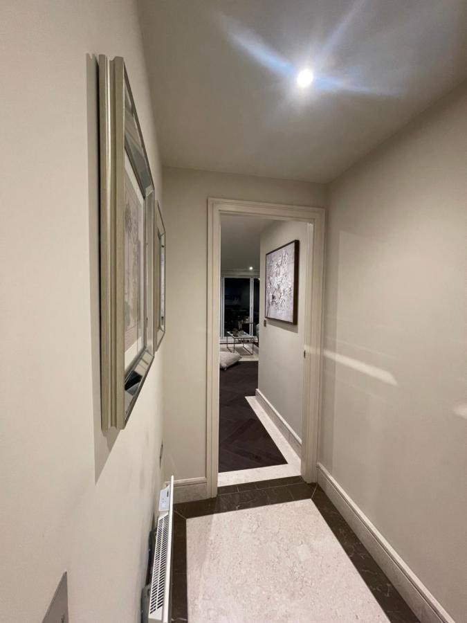 Sophisticated 1Br, 1 Ba Chigwell Designer Flat Chcl F2 Apartment Exterior photo